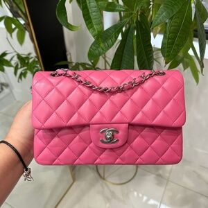 CHANEL